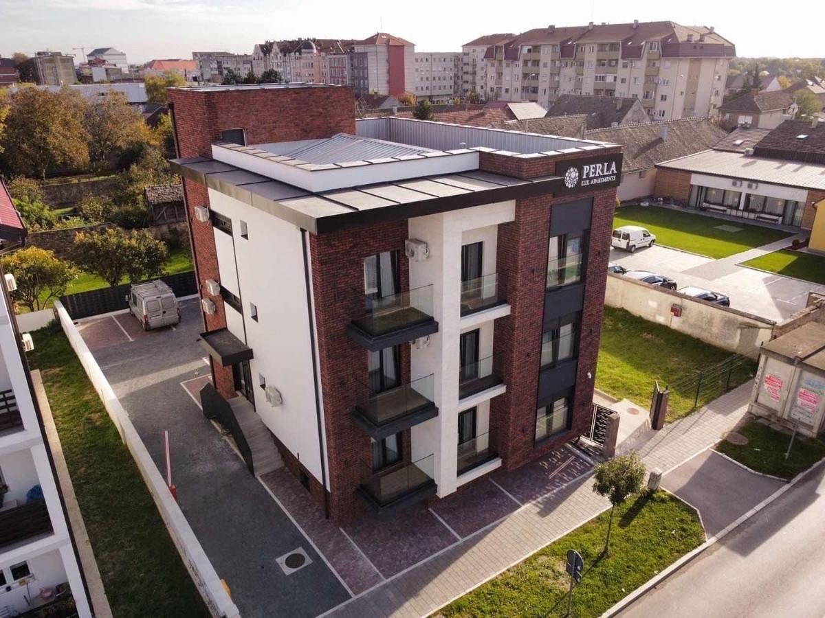 Perla Lux Apartmani Indija Εξωτερικό φωτογραφία